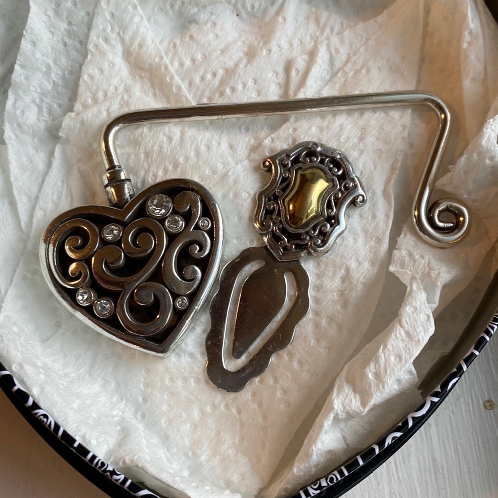 BRIGHTON vintage silver and‎ gold heart and shield handbag hanger and bookmark - Picture 4 of 4